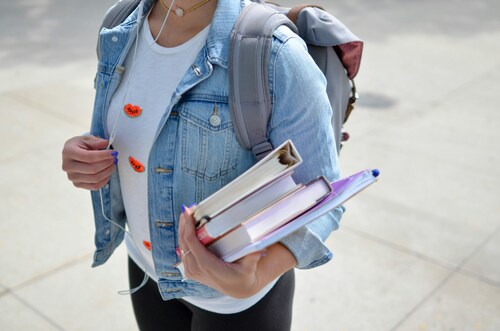 Unlocking Potential: The Essential Role of Scholarships in High School Students’ Futures