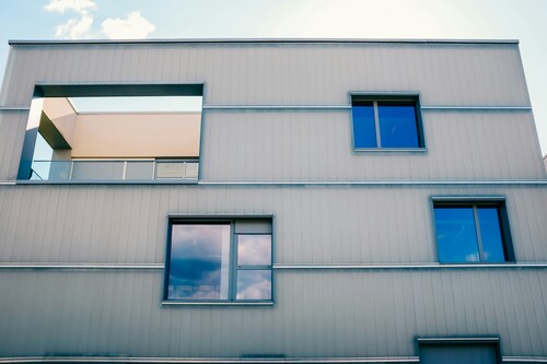 Advantages and disadvantages of aluminum windows – are they worth choosing?